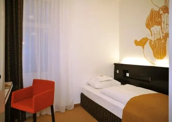 Deluxe Tek Kişilik Oda