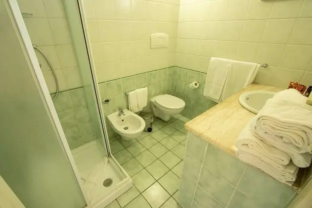 Standard Tek Büyük veya İki Ayrı Yataklı Oda
