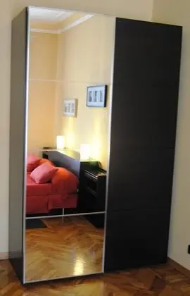 Tek Büyük veya İki Ayrı Yataklı Oda, Ortak Banyo
