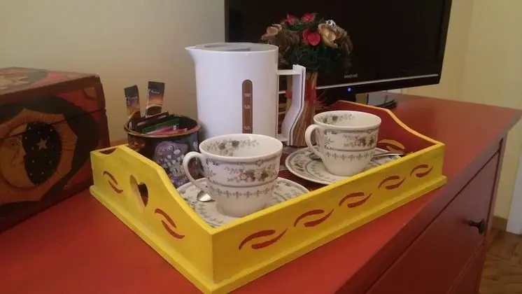 Tek Büyük veya İki Ayrı Yataklı Oda, Ortak Banyo