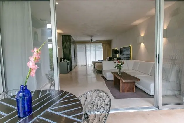 Ceiba Master Suite