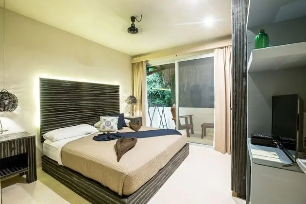 Copal Junior  Suite