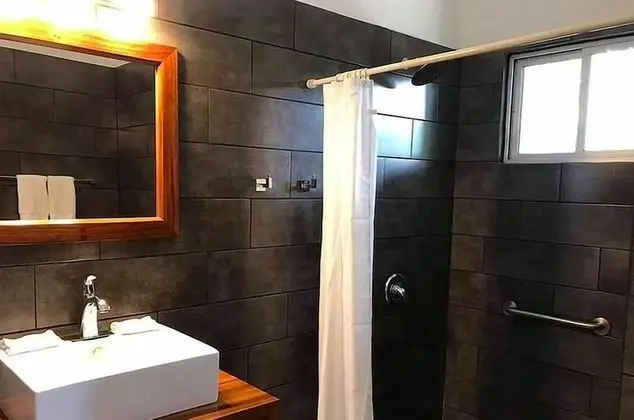 Standard Oda, 1 En Büyük (King) Boy Yatak, Okyanus Manzaralı