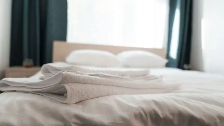 Standard Tek Büyük Yataklı Oda