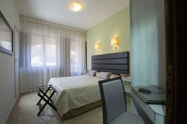 Classic Tek Büyük Yataklı Oda, Balkon, Şehir Manzaralı