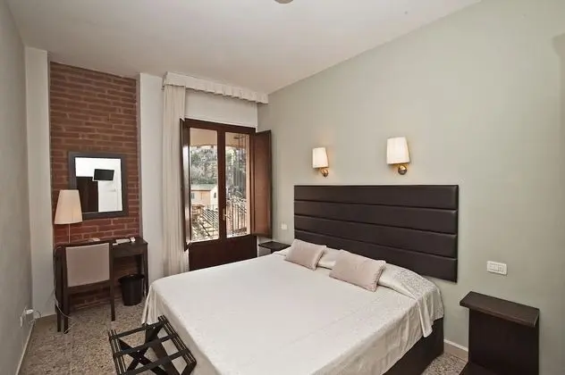 Classic Tek Büyük Yataklı Oda, Balkon, Şehir Manzaralı