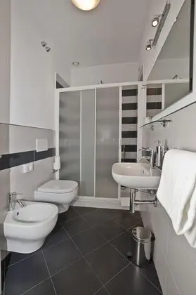 Superior Tek Büyük Yataklı Oda, Balkon, Şehir Manzaralı