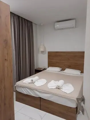 Basic Tek Büyük Yataklı Oda
