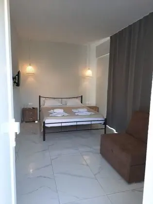 Basic Üç Kişilik Oda