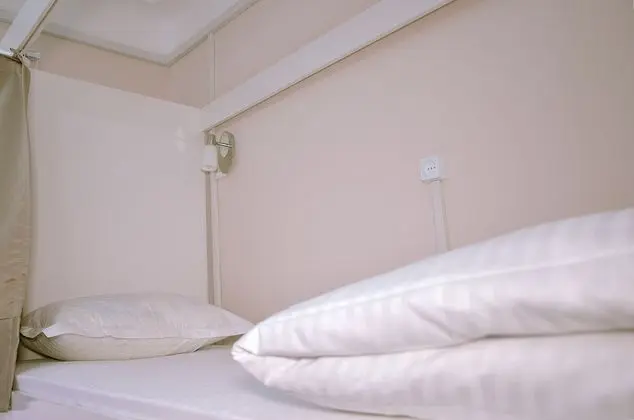 Ortak Ranzalı Oda, Sadece kadınlar için (6 beds)