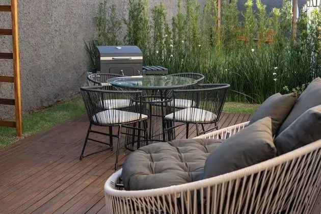 Design Ev, 1 Büyük (Queen) Boy Yatak ve Çekyat, Mutfak, Bahçe Manzaralı