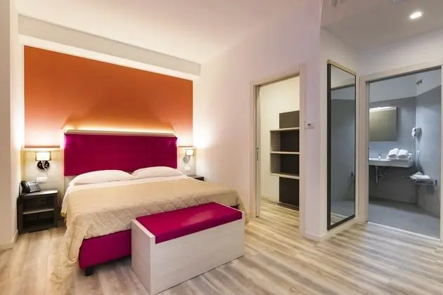 Tek Büyük veya İki Ayrı Yataklı Oda