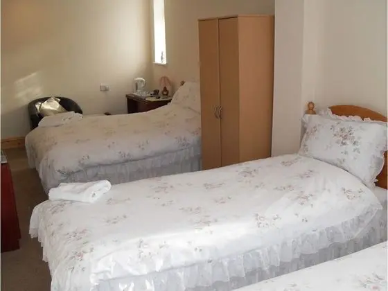 Family Oda, Birden Çok Yatak, Banyolu/Duşlu