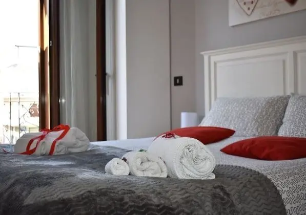 Deluxe Üç Kişilik Oda, Kısmi Deniz Manzaralı