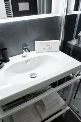 Standard Tek Büyük Yataklı Oda, Balkon