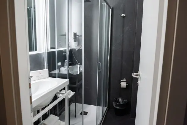 Standard Tek Büyük Yataklı Oda, Balkon