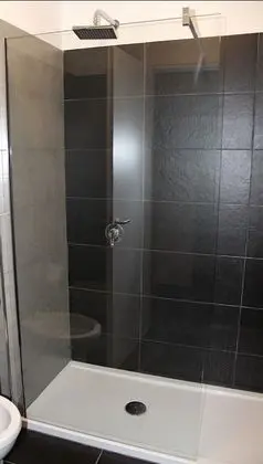 Standard Tek Büyük Yataklı Oda, Banyolu/Duşlu