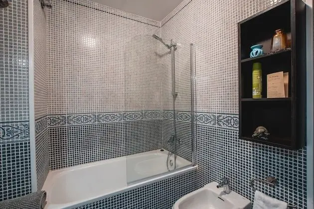 Junior Süit, Teras (Alhambra view)