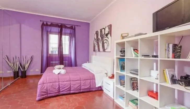 Üç Kişilik Oda (External Private Bathroom)