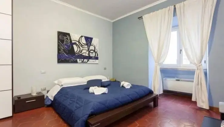 Üç Kişilik Oda (External Private Bathroom)