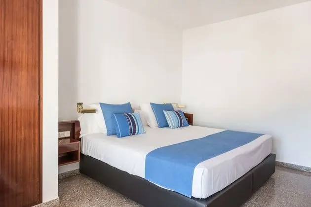 Classic Tek Büyük Yataklı Oda