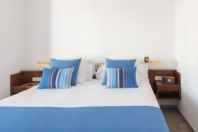 Classic Tek Büyük Yataklı Oda