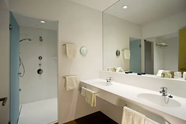 Tek Büyük Yataklı Oda, Deniz Manzaralı