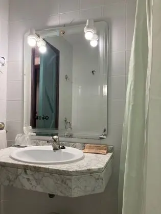 Büyük Yataklı Tek Kişilik Oda, 1 Tek Kişilik Yatak