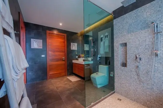 Panoramic Sea View Luxury 4-Bedroom Private Pool Villa