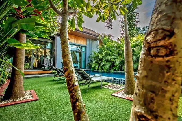 Luxury 2-Bedroom Private Pool Villa
