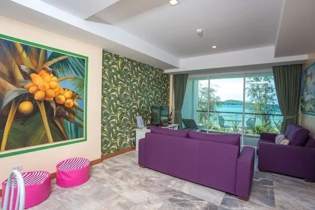 Deluxe Oceanfront Premier Two-Bedroom Suite