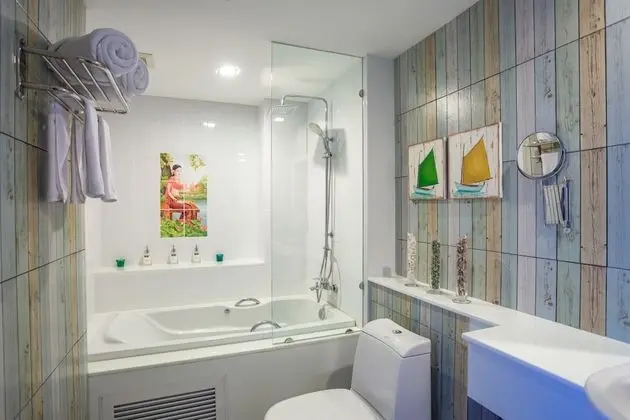 Deluxe Oceanfront Premier Two-Bedroom Suite