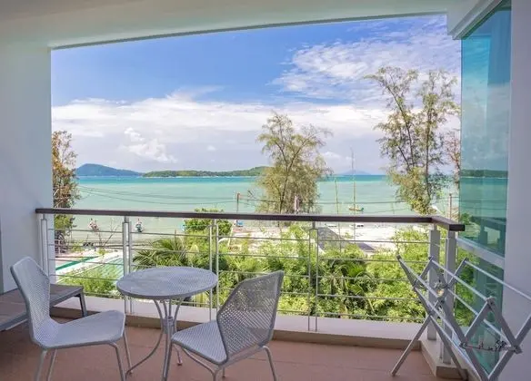 Oceanfront Premier Two-Bedroom Suite