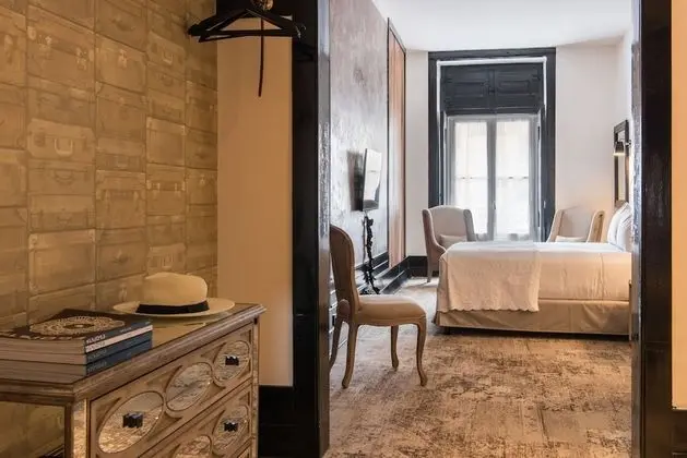 Deluxe Süit (Square View)