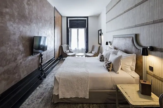 Deluxe Süit (Square View)