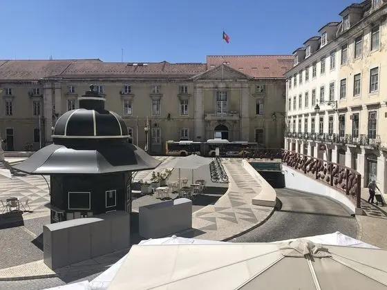 Deluxe Süit (Square View)