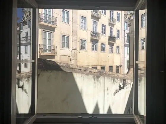 Deluxe Üç Kişilik Oda (Interior Patio View)