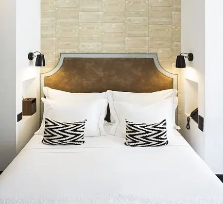 Mini Deluxe (Square View)