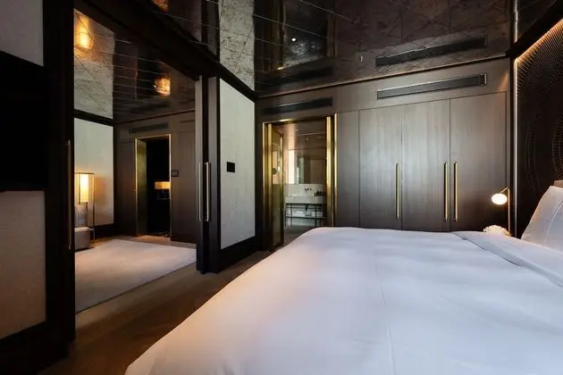 Almanac Room