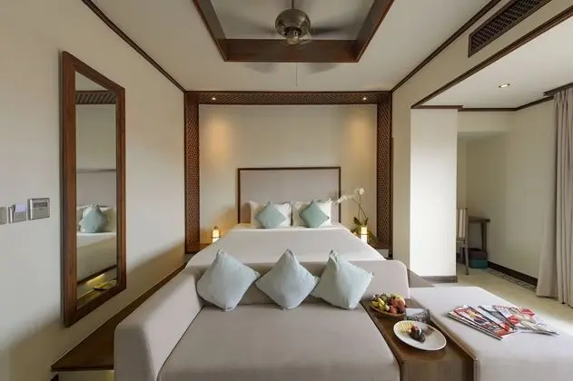 Rooftop Jacuzzi Suite