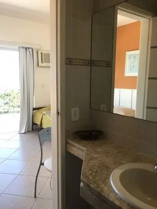 Üç Kişilik Oda, Okyanus Manzaralı