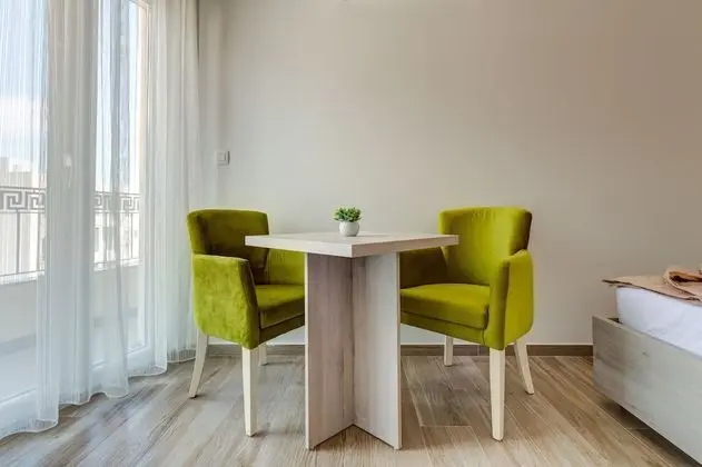 Apart Daire, Şehir Manzaralı