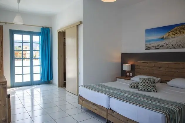 Superior Double Room, Side Sea View (2 Adults + 1 Child)