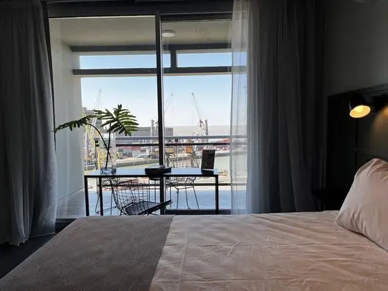 Stüdyo, Nehir Manzaralı