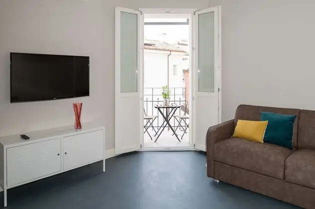 Superior Apart Daire, Balkon, Avlu