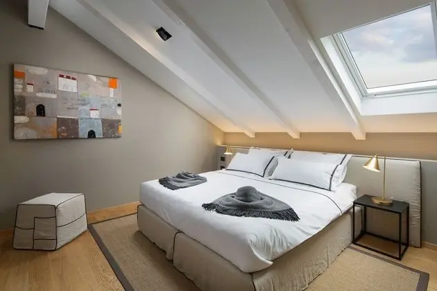 Deluxe Oda, 1 En Büyük (King) Boy Yatak ve Çekyat, Asma Kat