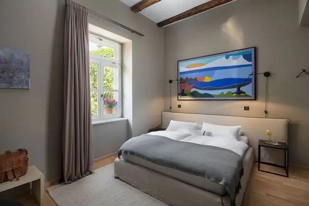 Standard Tek Büyük Yataklı Oda