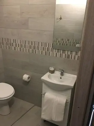 Üç Kişilik Oda, Okyanus Manzaralı