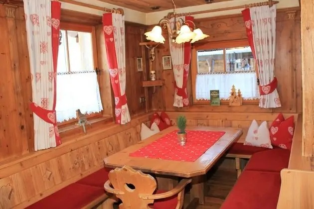 Traditional Kır Evi, 4 Yatak Odası (excl. 250,00 EUR cleaning fee)