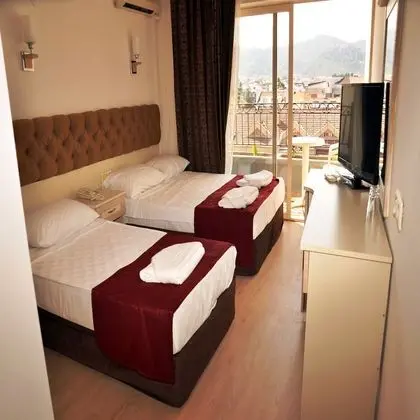 Standard Dört Kişilik Oda, Şehir Manzaralı